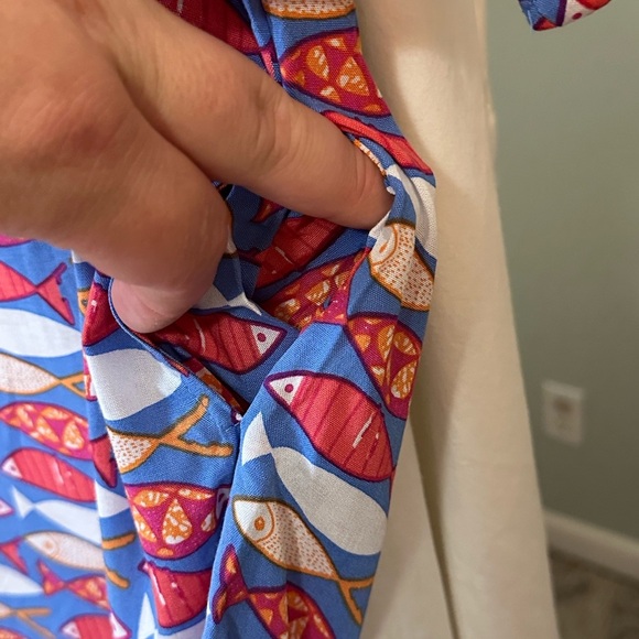 Sister & Me Matching Colorful Fish Print Cover ups Size xsmall & medium. - Picture 3 of 15